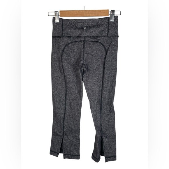 Lululemon Herringbone Leggings - Dark Gray - Cropped - Size 2 - Picture 1 of 5
